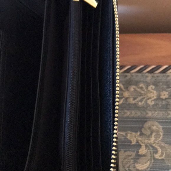 BETSEY JOHNSON WALLET/WRISTLET RETAIL 58.00 NWT - Picture 5 of 8